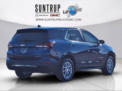 Used 2023 Chevrolet Equinox LT image 4