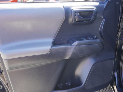 Used 2019 Toyota Tacoma SR RWD image 11