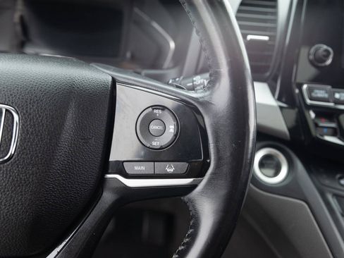 Used 2018 Honda Odyssey Touring image 39