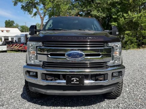 Used 2019 Ford F250 Lariat w/ FX4 Off-Road Package AWD/4WD image 2