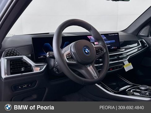 New 2026 BMW X5 xDrive50e w/ M Sport Package image 9