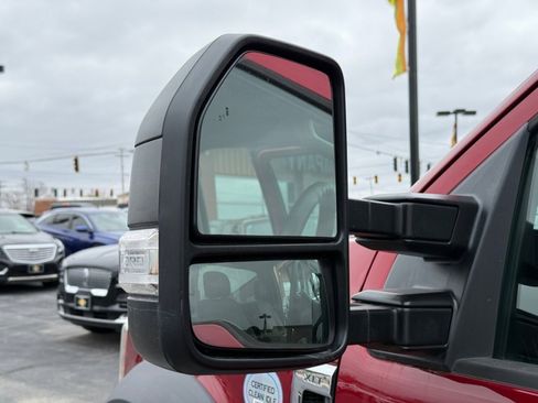 Used 2017 Ford F550 2WD Regular Cab Super Duty image 32