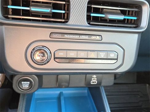 Certified 2025 Ford Maverick XLT w/ Equipment Group 302A image 21