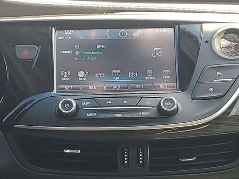 Used 2020 Buick Envision Preferred image 27
