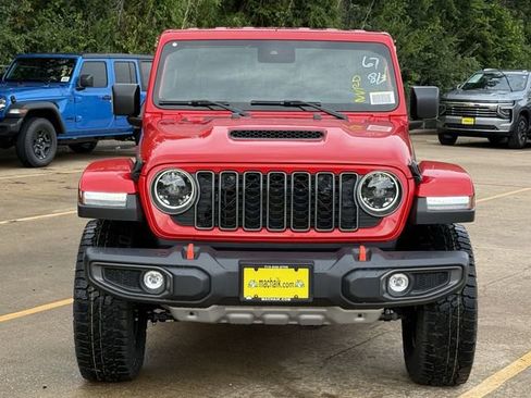 New 2025 Jeep Gladiator Mojave w/ Convenience Group AWD/4WD image 3