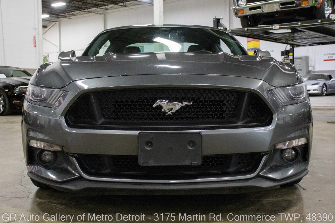 Used 2017 Ford Mustang GT Premium RWD image 12