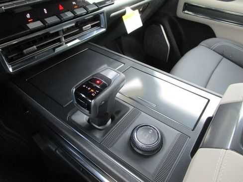 New 2026 GMC Hummer EV 2X image 51