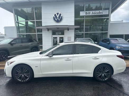 Used 2020 INFINITI Q50 Edition 30 w/ All Weather Package AWD/4WD image 4