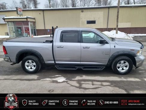 Used 2019 RAM 1500 Classic SLT AWD/4WD image 5
