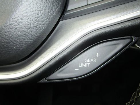 New 2026 Jeep Grand Wagoneer Limited w/ Convenience Group I image 39