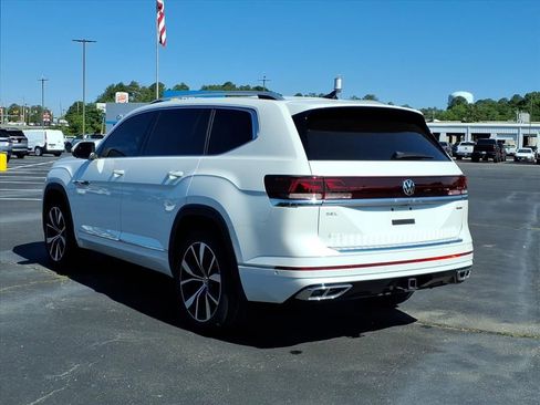 Used 2024 Volkswagen Atlas SEL Premium R-Line AWD/4WD image 17