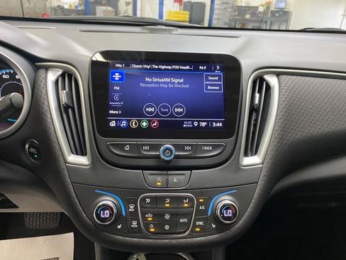 Used 2023 Chevrolet Malibu LT image 22