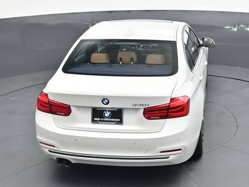 Used 2017 BMW 330i Sedan RWD image 31