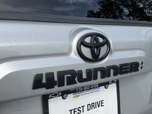 Used 2023 Toyota 4Runner SR5 Premium w/ Moonroof Package RWD image 29