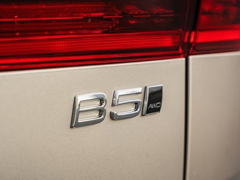 New 2026 Volvo XC60 B5 Plus w/ Protection Package Premier image 10