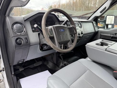 Used 2015 Ford F350 XL w/ Power Equipment Group image 34
