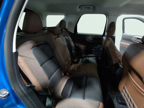 Certified 2025 Ford Bronco Sport Outer Banks w/ Outer Banks Tech Package+ image 17