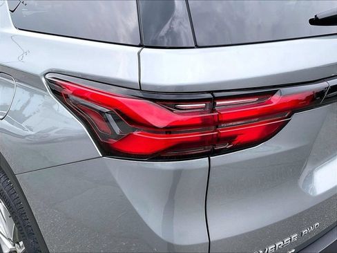 Used 2023 Chevrolet Traverse LT w/ LPO, Floor Liner Package AWD/4WD image 35