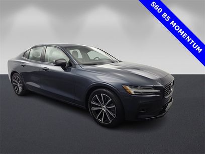 Used 2022 Volvo S60 B5 Momentum