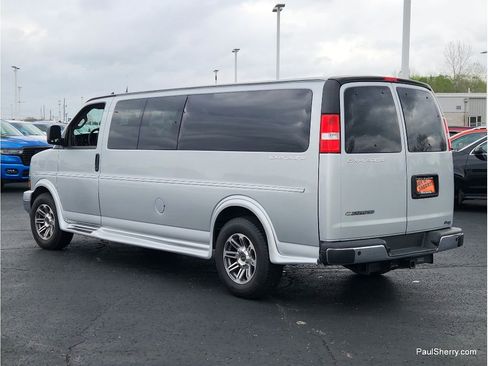 Used 2023 Chevrolet Express 2500 Extended RWD image 20