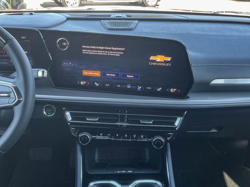 New 2026 Chevrolet Traverse LT w/ Enhanced Driving Package image 12