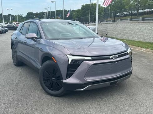 New 2025 Chevrolet Blazer EV LT image 2