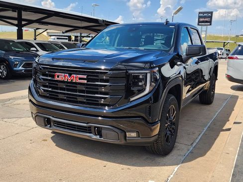 New 2026 GMC Sierra 1500 Elevation image 8