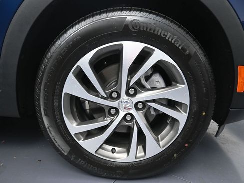 Used 2023 Buick Envision Essence FWD image 5