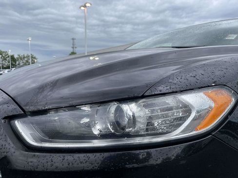 Used 2014 Ford Fusion Titanium FWD image 5