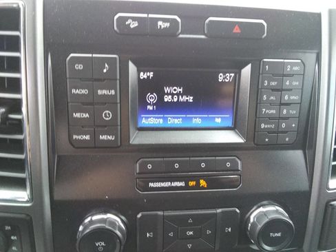 Used 2015 Ford F150 XLT w/ Equipment Group 301A Mid image 29