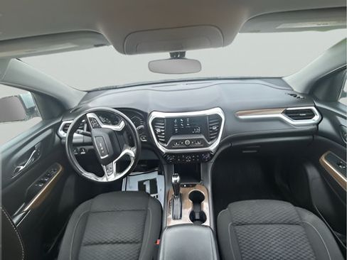 Used 2017 GMC Acadia SLE FWD image 10