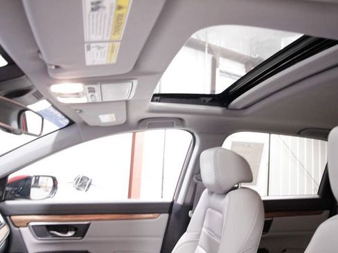 Certified 2022 Honda CR-V Touring image 40