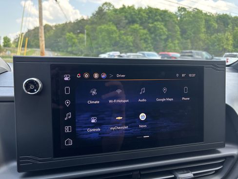 Used 2024 Chevrolet Silverado EV W/T AWD/4WD image 19