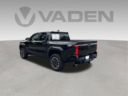 Used 2024 Toyota Tacoma TRD Sport AWD/4WD image 26