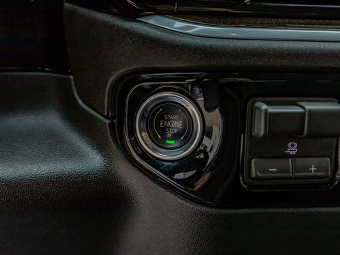 Used 2026 Chevrolet Silverado 3500 LT w/ Convenience Package image 22