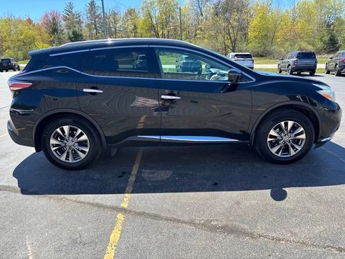 Used 2017 Nissan Murano S AWD/4WD image 4