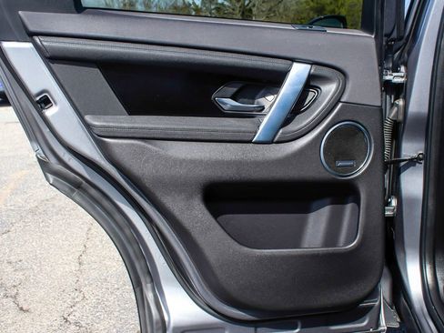 Used 2021 Land Rover Discovery Sport S image 11