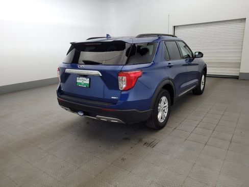 Used 2020 Ford Explorer XLT w/ Equipment Group 202A AWD/4WD image 9