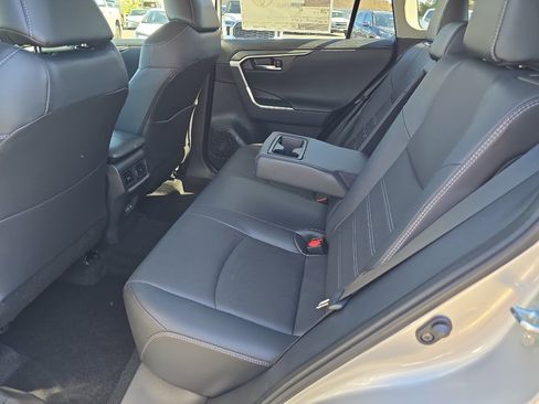 New 2025 Toyota RAV4 Limited image 18