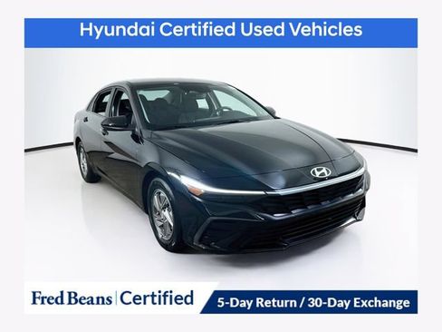 Certified 2024 Hyundai Elantra SE FWD image 1