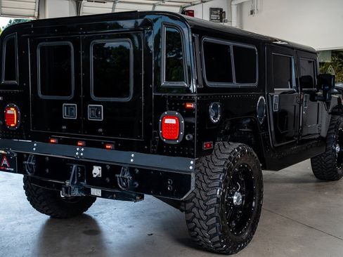 Used 2002 HUMMER H1 4-Door Wagon image 6