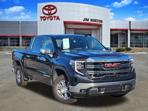 Used 2026 GMC Sierra 1500 SLT AWD/4WD image 1