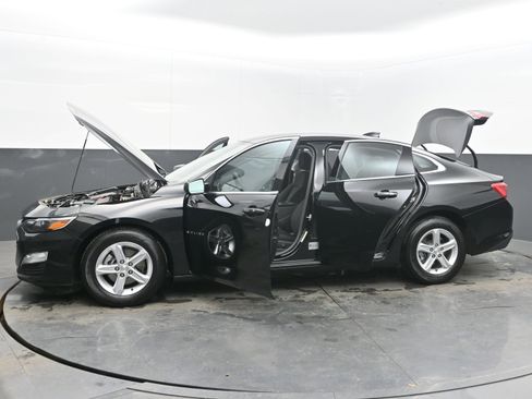 Used 2024 Chevrolet Malibu LT image 41