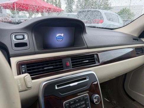 Used 2013 Volvo XC70 T6 AWD/4WD image 23