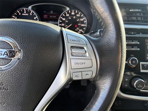 Used 2018 Nissan Altima 2.5 SV image 24