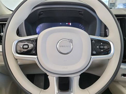 New 2026 Volvo XC60 B5 Ultra w/ Protection Package Premier image 20