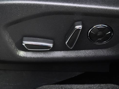 Used 2016 Ford Explorer Platinum AWD/4WD image 13