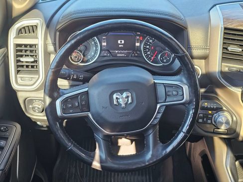 Used 2020 RAM 1500 Laramie AWD/4WD image 19