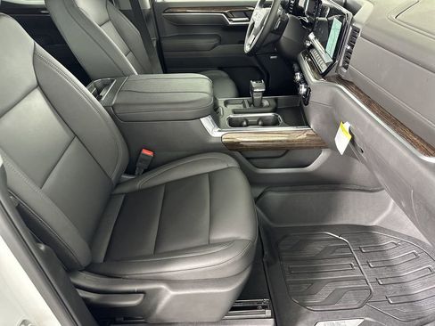 New 2025 GMC Sierra 1500 Elevation w/ Elevation Premium Package image 11