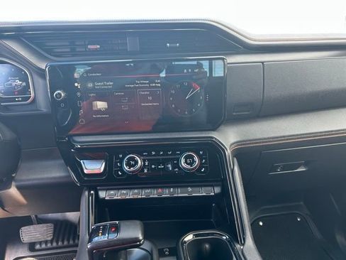 Used 2023 GMC Sierra 1500 AT4 w/ Technology Package image 20